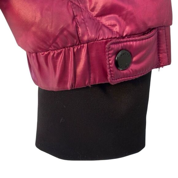 Guess quilted puffer jacket M magenta black trim high cozy neck - Picture 5 of 11